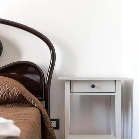 Afrodite Bed and breakfast